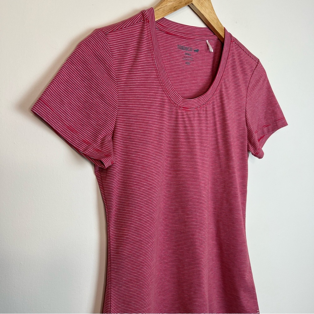 Toad & Co Swiftly Breathe Tee Size Small - Picture 4 of 6
